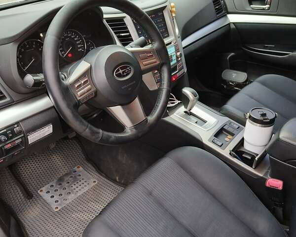 Сірий Субару Легасі, об'ємом двигуна 2.46 л та пробігом 219 тис. км за 8400 $, фото 18 на Automoto.ua