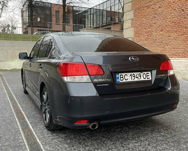 Серый Субару Легаси, объемом двигателя 2 л и пробегом 228 тыс. км за 9600 $, фото 9 на Automoto.ua