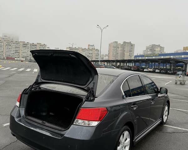 Сірий Субару Легасі, об'ємом двигуна 1.99 л та пробігом 248 тис. км за 6500 $, фото 4 на Automoto.ua
