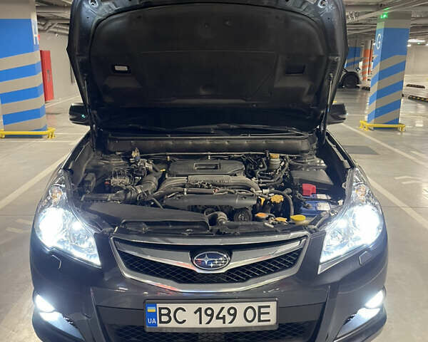Серый Субару Легаси, объемом двигателя 2 л и пробегом 228 тыс. км за 9600 $, фото 1 на Automoto.ua