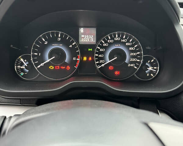 Сірий Субару Легасі, об'ємом двигуна 2 л та пробігом 200 тис. км за 8200 $, фото 9 на Automoto.ua