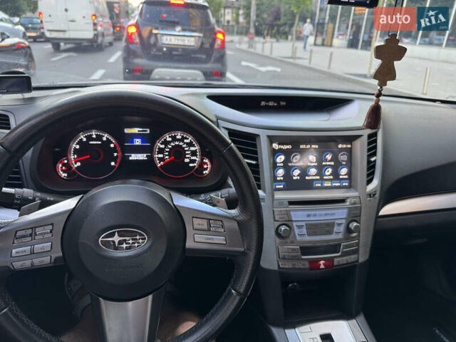 Сірий Субару Легасі, об'ємом двигуна 1.99 л та пробігом 299 тис. км за 10300 $, фото 11 на Automoto.ua