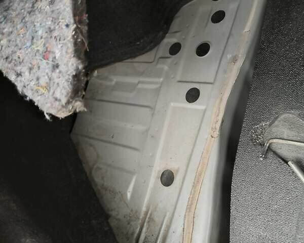 Сірий Субару Легасі, об'ємом двигуна 2.46 л та пробігом 219 тис. км за 8400 $, фото 14 на Automoto.ua