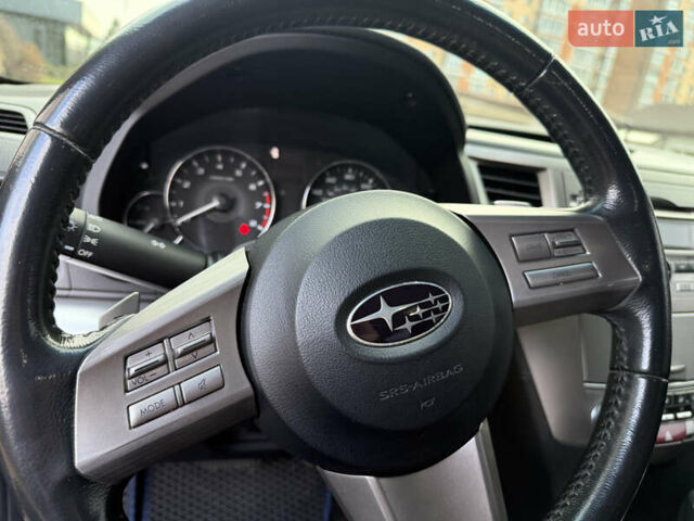 Серый Субару Легаси, объемом двигателя 2.5 л и пробегом 190 тыс. км за 6499 $, фото 28 на Automoto.ua