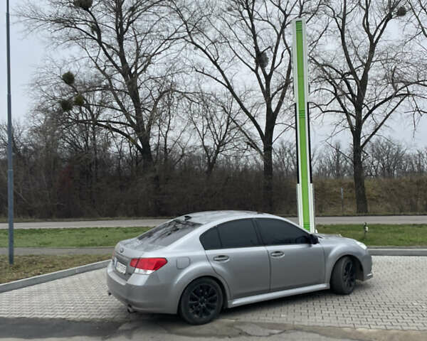 Сірий Субару Легасі, об'ємом двигуна 3.63 л та пробігом 152 тис. км за 8500 $, фото 9 на Automoto.ua