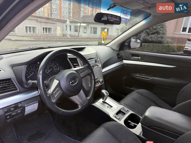 Серый Субару Легаси, объемом двигателя 2.5 л и пробегом 190 тыс. км за 6499 $, фото 14 на Automoto.ua