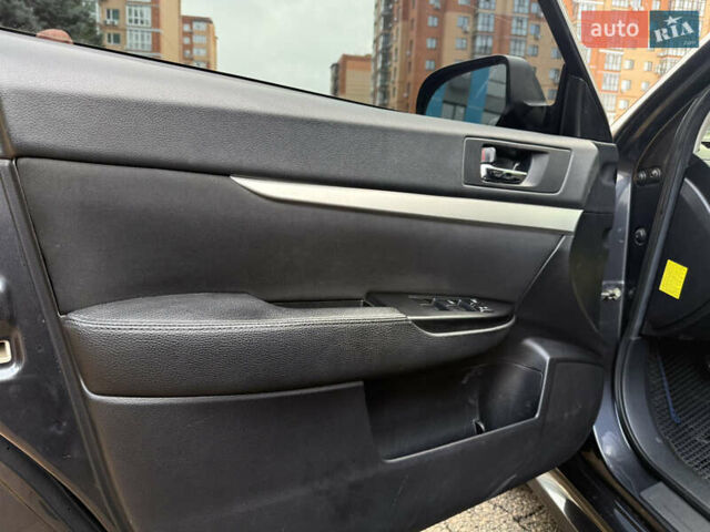 Серый Субару Легаси, объемом двигателя 2.5 л и пробегом 190 тыс. км за 6499 $, фото 16 на Automoto.ua