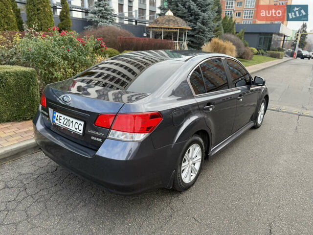 Серый Субару Легаси, объемом двигателя 2.5 л и пробегом 190 тыс. км за 6499 $, фото 10 на Automoto.ua