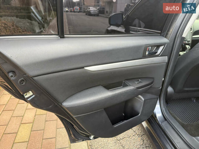 Серый Субару Легаси, объемом двигателя 2.46 л и пробегом 190 тыс. км за 5999 $, фото 18 на Automoto.ua