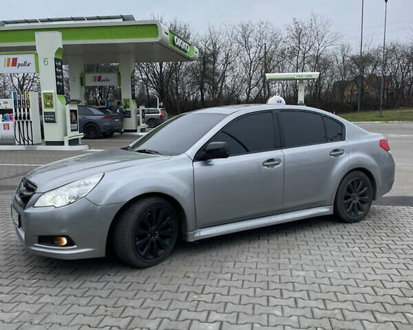 Сірий Субару Легасі, об'ємом двигуна 3.63 л та пробігом 152 тис. км за 8300 $, фото 3 на Automoto.ua