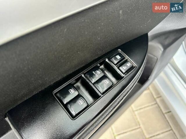 Сірий Субару Легасі, об'ємом двигуна 2.46 л та пробігом 259 тис. км за 5900 $, фото 32 на Automoto.ua