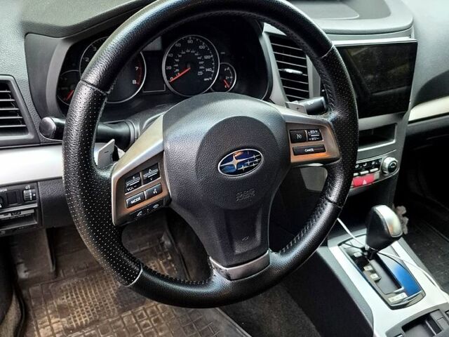 Сірий Субару Легасі, об'ємом двигуна 2.5 л та пробігом 210 тис. км за 8200 $, фото 3 на Automoto.ua