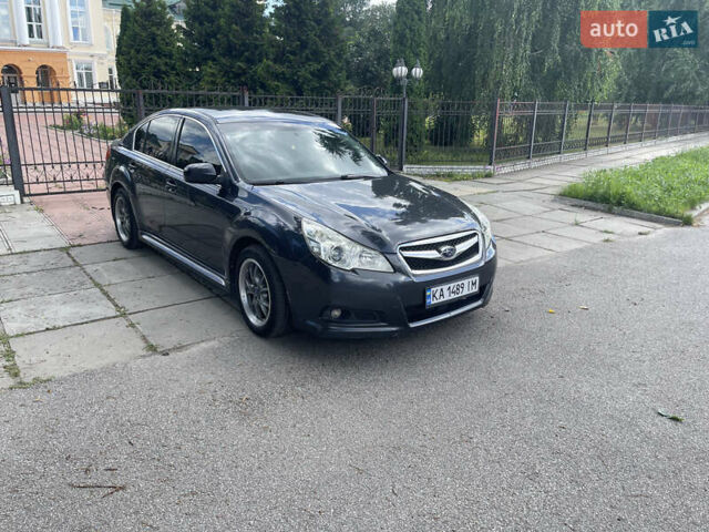 Серый Субару Легаси, объемом двигателя 2.46 л и пробегом 210 тыс. км за 9500 $, фото 15 на Automoto.ua