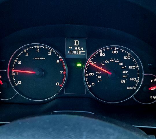 Сірий Субару Легасі, об'ємом двигуна 2.5 л та пробігом 210 тис. км за 8200 $, фото 5 на Automoto.ua