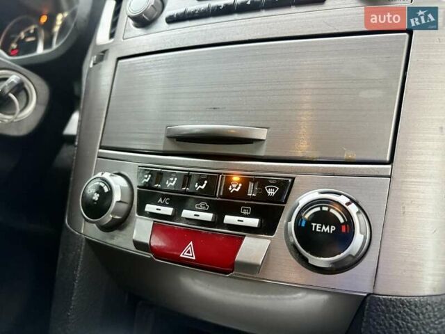 Сірий Субару Легасі, об'ємом двигуна 2.46 л та пробігом 259 тис. км за 5900 $, фото 48 на Automoto.ua