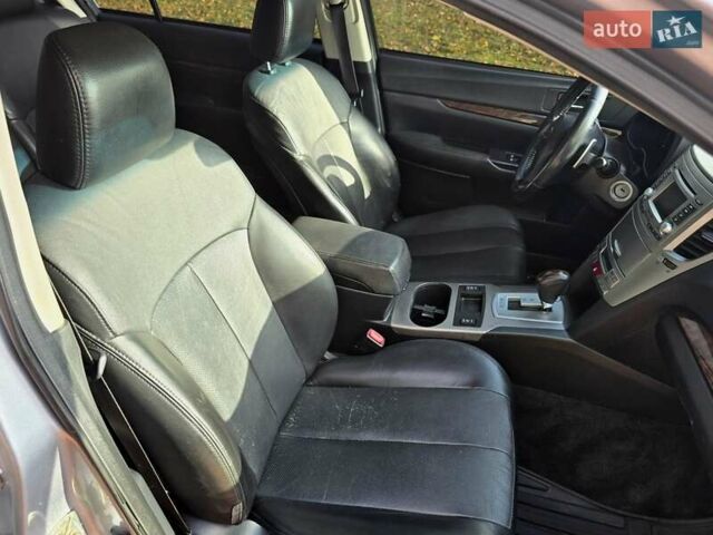 Сірий Субару Легасі, об'ємом двигуна 2.5 л та пробігом 219 тис. км за 7300 $, фото 23 на Automoto.ua