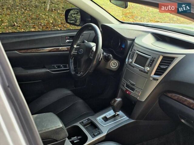 Серый Субару Легаси, объемом двигателя 2.46 л и пробегом 219 тыс. км за 6900 $, фото 21 на Automoto.ua