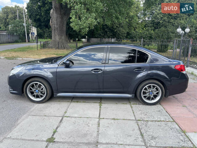 Серый Субару Легаси, объемом двигателя 2.46 л и пробегом 210 тыс. км за 9500 $, фото 22 на Automoto.ua