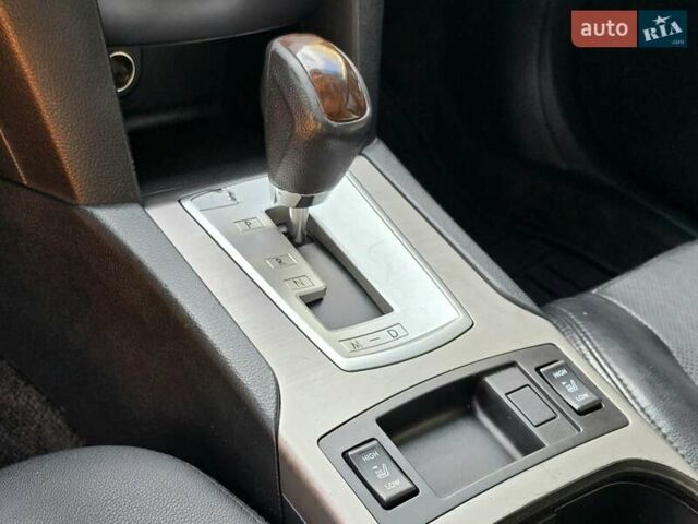 Сірий Субару Легасі, об'ємом двигуна 2.46 л та пробігом 219 тис. км за 7300 $, фото 10 на Automoto.ua