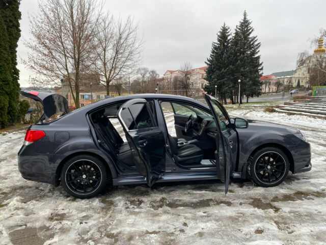 Сірий Субару Легасі, об'ємом двигуна 2.5 л та пробігом 236 тис. км за 9290 $, фото 23 на Automoto.ua