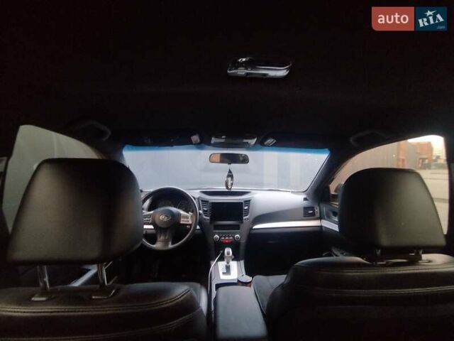 Сірий Субару Легасі, об'ємом двигуна 2.46 л та пробігом 304 тис. км за 10500 $, фото 10 на Automoto.ua