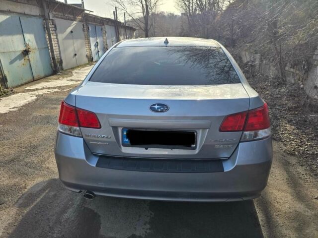 Сірий Субару Легасі, об'ємом двигуна 2.5 л та пробігом 220 тис. км за 7700 $, фото 4 на Automoto.ua