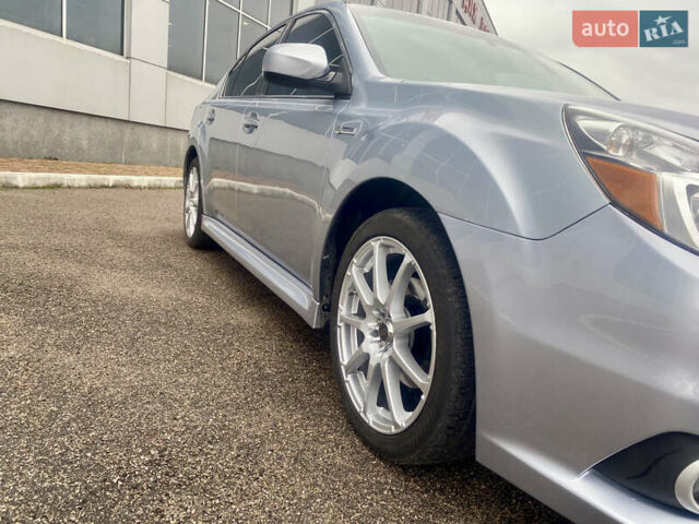 Серый Субару Легаси, объемом двигателя 2.46 л и пробегом 162 тыс. км за 8400 $, фото 11 на Automoto.ua