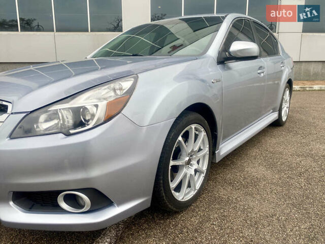 Серый Субару Легаси, объемом двигателя 2.46 л и пробегом 162 тыс. км за 8400 $, фото 13 на Automoto.ua