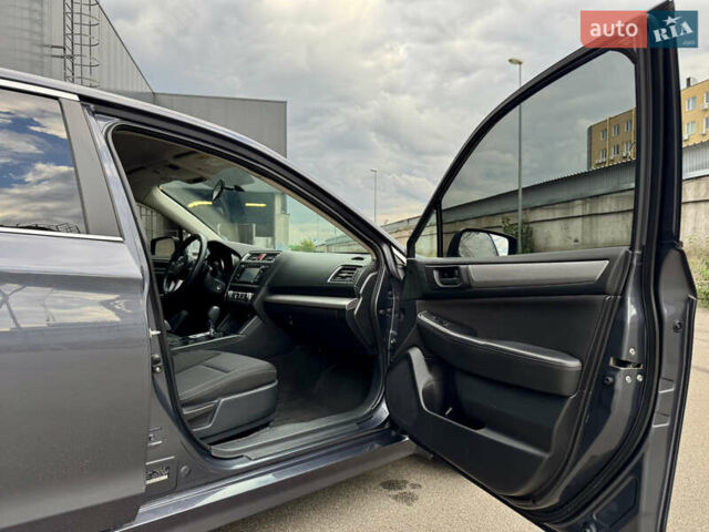 Сірий Субару Легасі, об'ємом двигуна 2.5 л та пробігом 152 тис. км за 9299 $, фото 15 на Automoto.ua