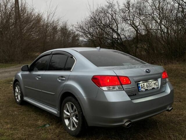 Сірий Субару Легасі, об'ємом двигуна 2.5 л та пробігом 192 тис. км за 8800 $, фото 3 на Automoto.ua