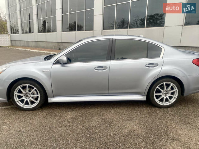 Серый Субару Легаси, объемом двигателя 2.46 л и пробегом 162 тыс. км за 8400 $, фото 14 на Automoto.ua