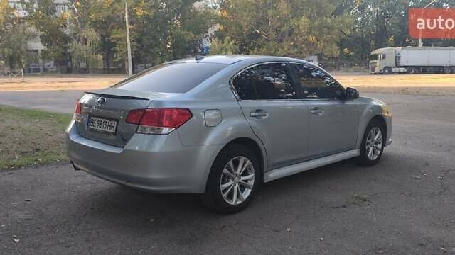 Сірий Субару Легасі, об'ємом двигуна 2.5 л та пробігом 94 тис. км за 9999 $, фото 8 на Automoto.ua