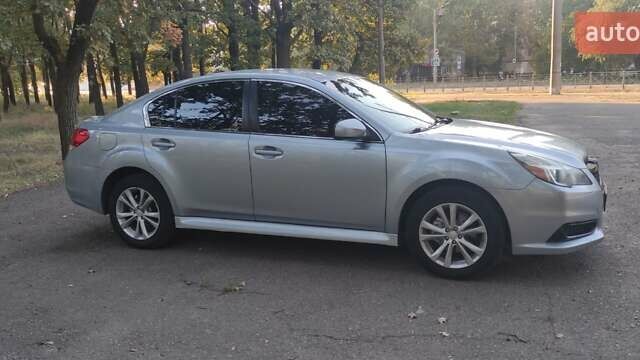 Сірий Субару Легасі, об'ємом двигуна 2.5 л та пробігом 94 тис. км за 9999 $, фото 2 на Automoto.ua