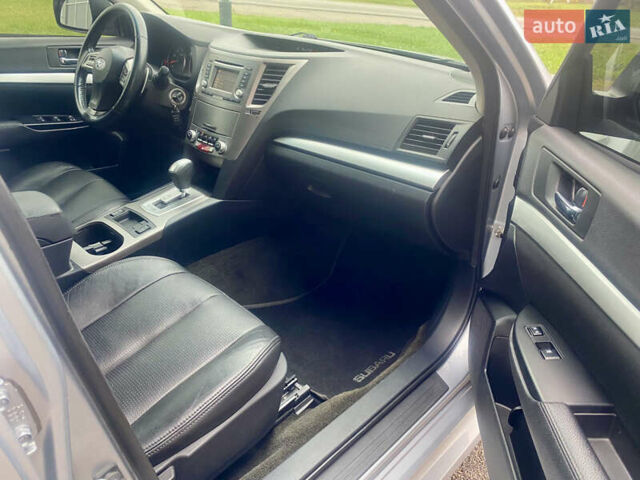 Серый Субару Легаси, объемом двигателя 2.46 л и пробегом 162 тыс. км за 8400 $, фото 35 на Automoto.ua