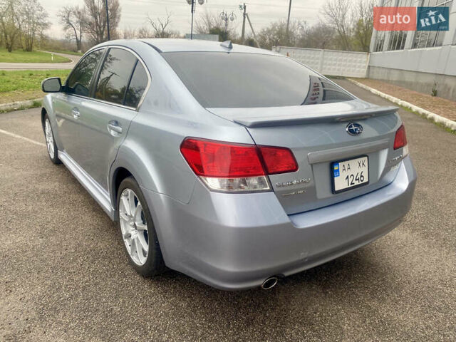 Серый Субару Легаси, объемом двигателя 2.46 л и пробегом 162 тыс. км за 8400 $, фото 23 на Automoto.ua