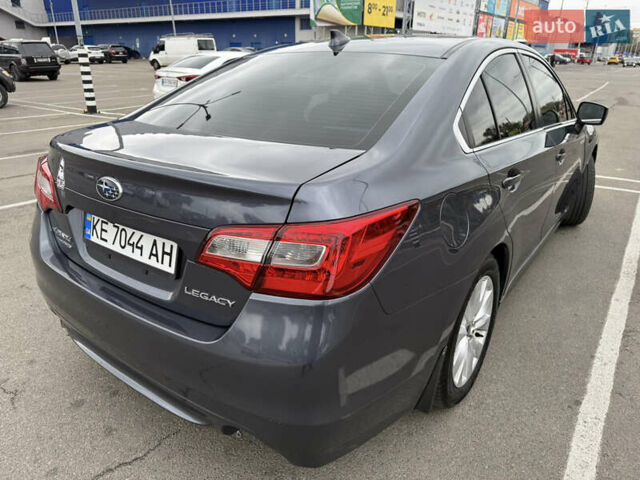 Сірий Субару Легасі, об'ємом двигуна 2.5 л та пробігом 195 тис. км за 12500 $, фото 6 на Automoto.ua