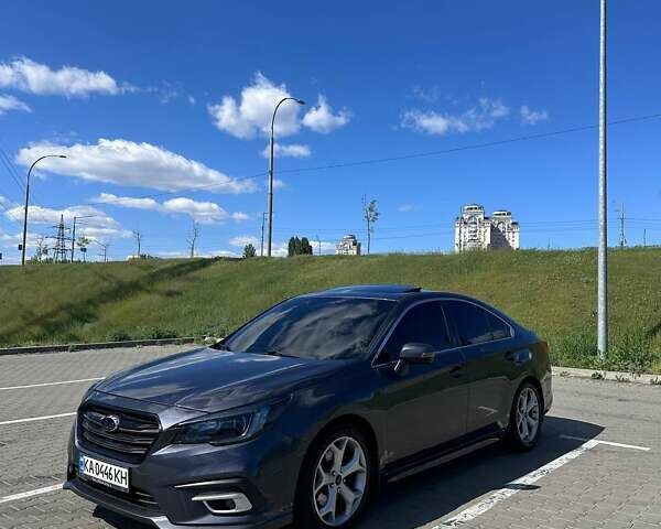 Сірий Субару Легасі, об'ємом двигуна 3.63 л та пробігом 180 тис. км за 13000 $, фото 3 на Automoto.ua
