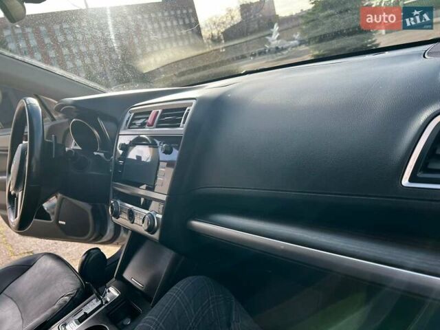 Сірий Субару Легасі, об'ємом двигуна 2.46 л та пробігом 319 тис. км за 10500 $, фото 17 на Automoto.ua