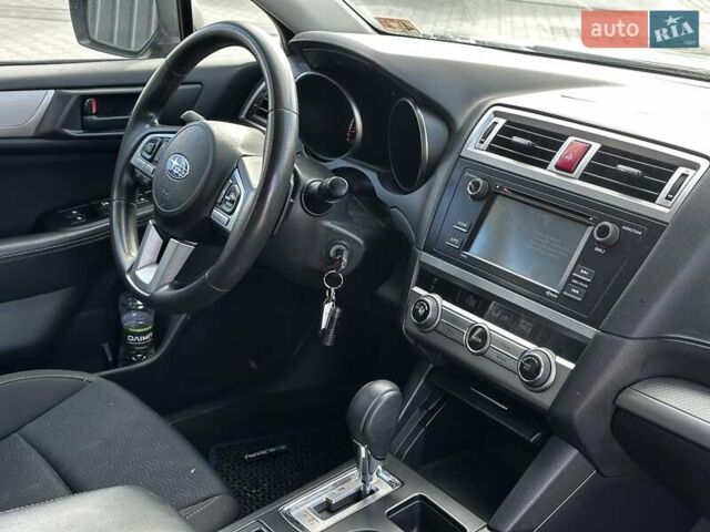 Субару Легасі 2015 у Львові на Automoto.ua Сірий Субару Легасі, об'ємом двигуна 2.46 л та пробігом 181 тис. км за 9999 $, фото 25 на Automoto.ua
