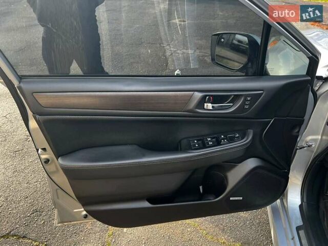 Сірий Субару Легасі, об'ємом двигуна 2.46 л та пробігом 319 тис. км за 10500 $, фото 23 на Automoto.ua