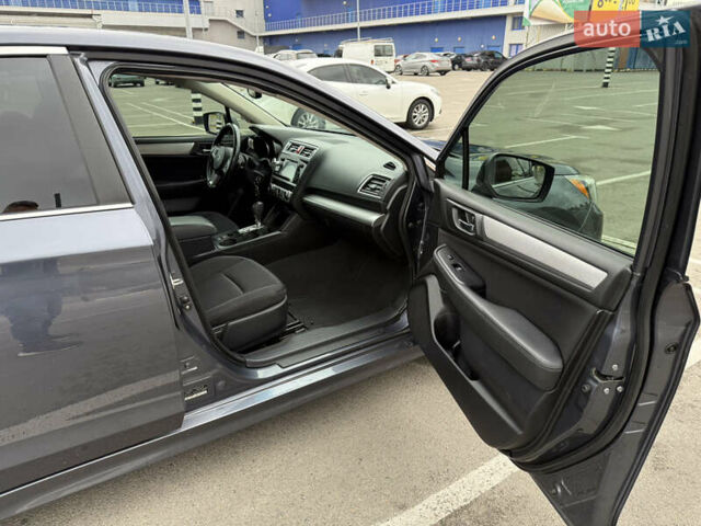 Сірий Субару Легасі, об'ємом двигуна 2.5 л та пробігом 195 тис. км за 12500 $, фото 16 на Automoto.ua