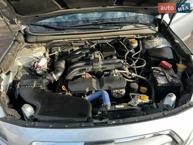Сірий Субару Легасі, об'ємом двигуна 2.46 л та пробігом 319 тис. км за 10500 $, фото 7 на Automoto.ua