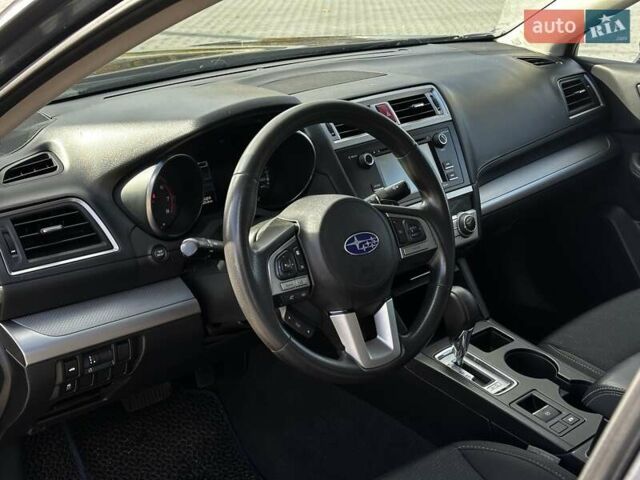 Субару Легасі 2015 у Львові на Automoto.ua Сірий Субару Легасі, об'ємом двигуна 2.46 л та пробігом 181 тис. км за 9999 $, фото 16 на Automoto.ua