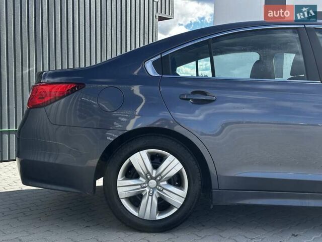 Субару Легасі 2015 у Львові на Automoto.ua Сірий Субару Легасі, об'ємом двигуна 2.46 л та пробігом 181 тис. км за 9999 $, фото 9 на Automoto.ua