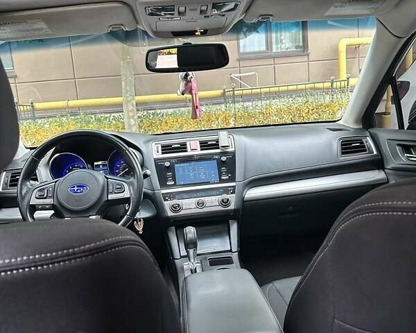 Субару Легаси 2015 в Софіївська Борщагівка на Automoto.ua Серый Субару Легаси, объемом двигателя 2.5 л и пробегом 150 тыс. км за 10200 $, фото 6 на Automoto.ua
