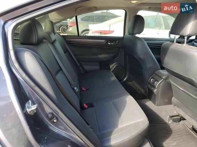 Серый Субару Легаси, объемом двигателя 2.5 л и пробегом 131 тыс. км за 1500 $, фото 9 на Automoto.ua