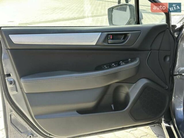 Субару Легасі 2015 у Львові на Automoto.ua Сірий Субару Легасі, об'ємом двигуна 2.46 л та пробігом 181 тис. км за 9999 $, фото 13 на Automoto.ua