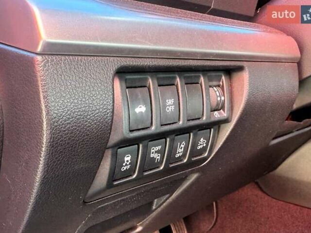 Серый Субару Легаси, объемом двигателя 3.63 л и пробегом 184 тыс. км за 10490 $, фото 22 на Automoto.ua