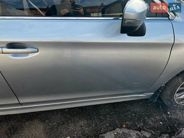 Сірий Субару Легасі, об'ємом двигуна 2.46 л та пробігом 319 тис. км за 10500 $, фото 4 на Automoto.ua