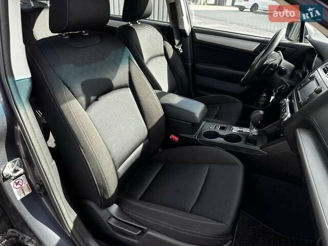 Субару Легасі 2015 у Львові на Automoto.ua Сірий Субару Легасі, об'ємом двигуна 2.46 л та пробігом 181 тис. км за 9999 $, фото 26 на Automoto.ua